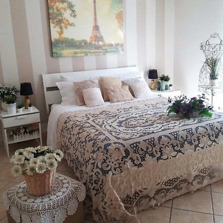 Charming Gea Hotel San Felice a Cancello Szoba fotó
